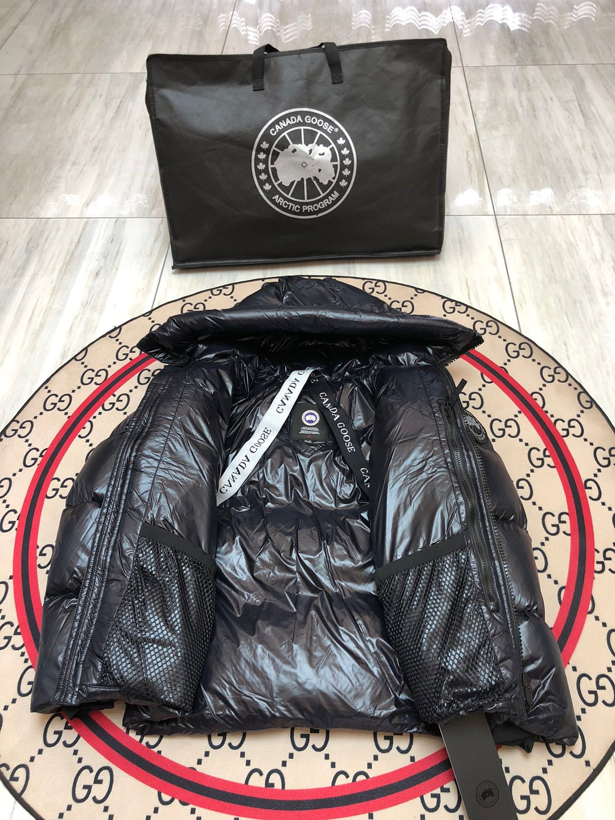 Canada Goose Black Glossy Hooded Down Jacket