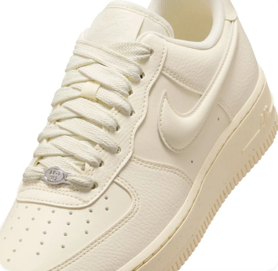 Women's Nike Air Force 1 '07