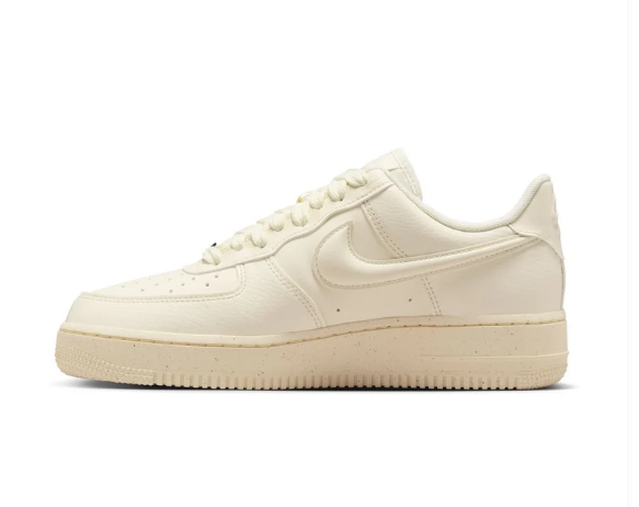 Women's Nike Air Force 1 '07