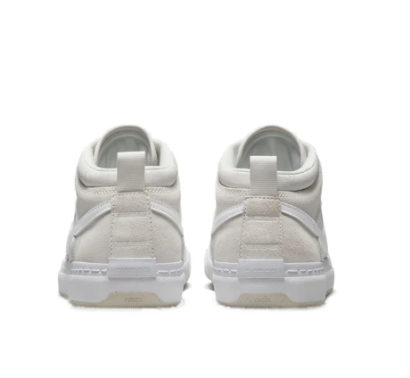 Nike SB React Leo 'Phantom/Summit White'